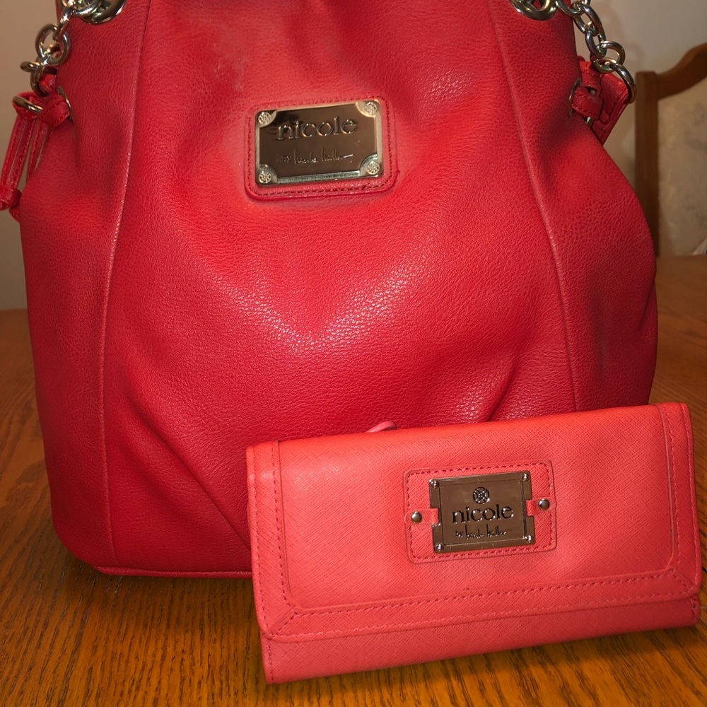 Purse and wallet